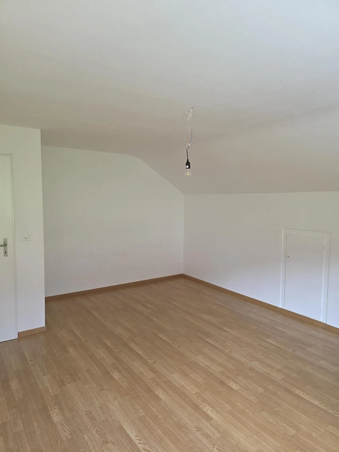 Appartamento mansardato di 2,5 stanze con vista a Balsthal - Foto 5 di 5