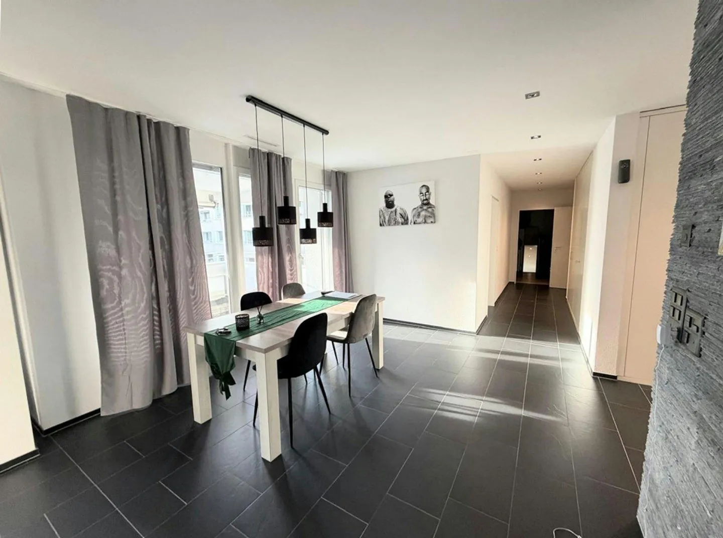 Moderne 3.5-Zimmerwohnung mit Loggia - Foto 4 von 8