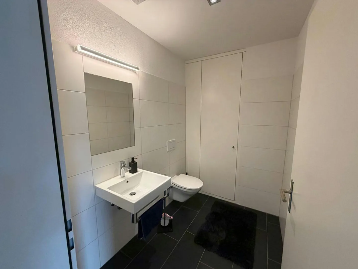 Moderne 3.5-Zimmerwohnung mit Loggia - Foto 7 von 8