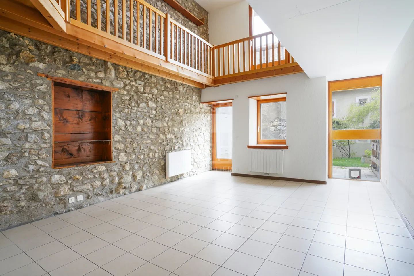 Immobile d'investimento a Le Vaud - Opportunità unica - Foto 2 di 20
