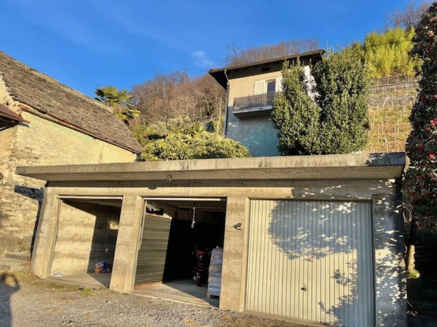 À VENDRE À LAVERTEZZO - TERRAIN À BATIR AVEC VUE SUR LE MAGADINO... - Photo 4 sur 23