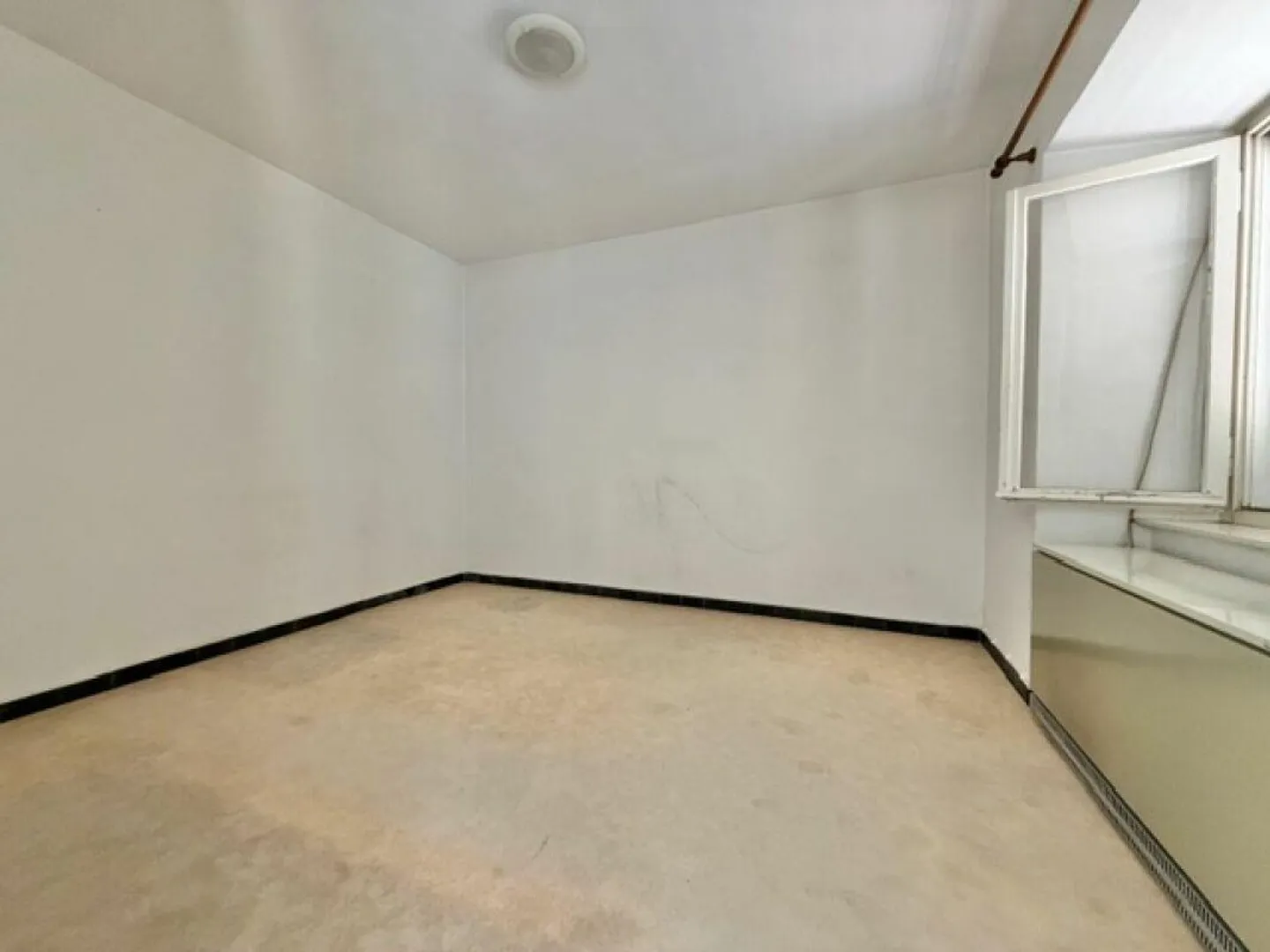À VENDRE À LAVERTEZZO - TERRAIN À BATIR AVEC VUE SUR LE MAGADINO... - Photo 13 sur 23