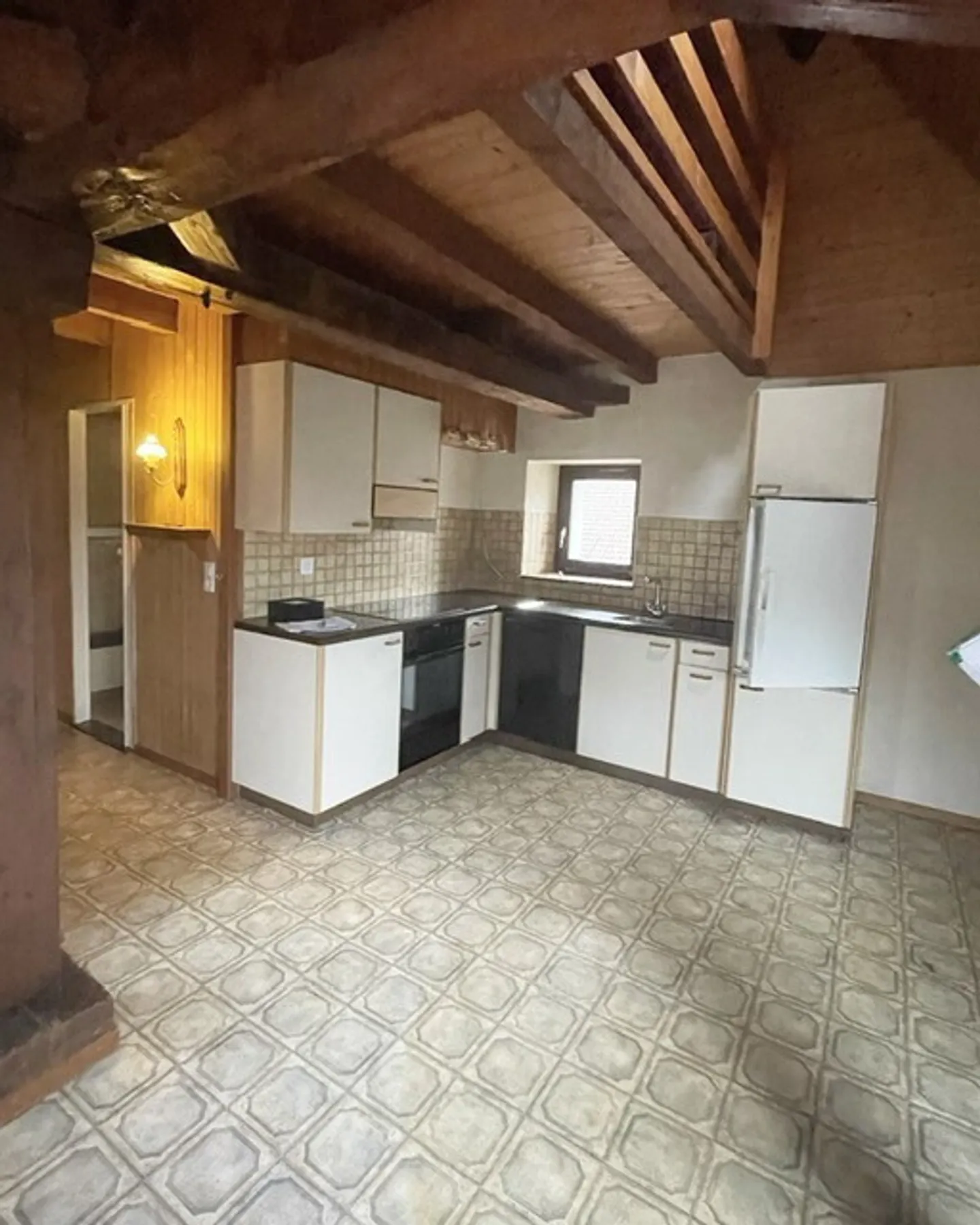 1.5 Room Apartment - Photo 2 of 3