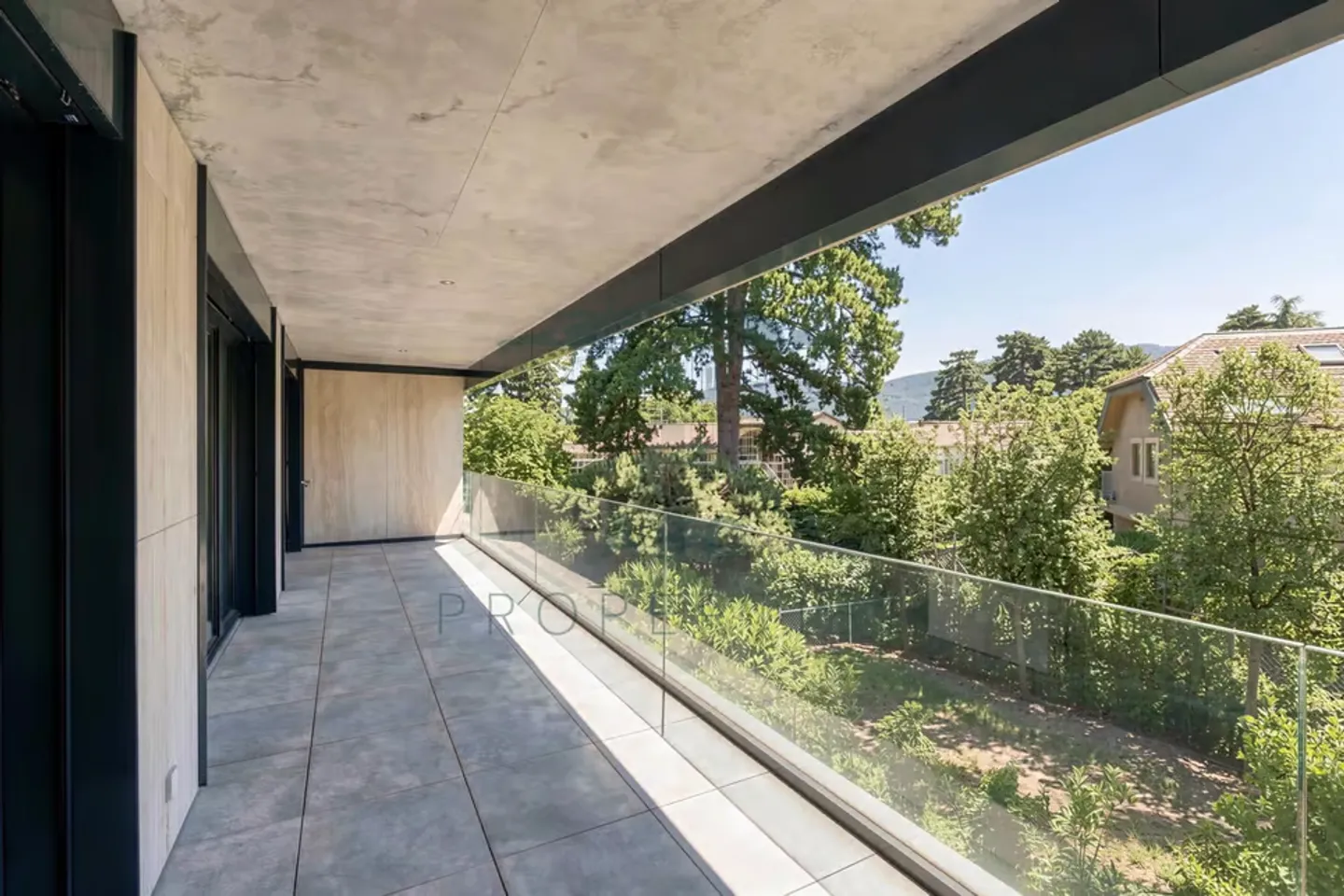 CHÊNE-BOUGERIES - APPARTEMENT CONTEMPORAIN NEUF - Photo 1 sur 2
