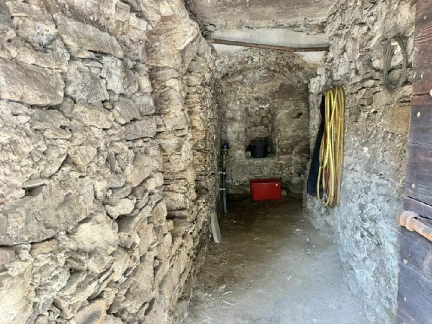 À VENDRE À LAVERTEZZO - TERRAIN À BATIR AVEC VUE SUR LE MAGADINO... - Photo 19 sur 23