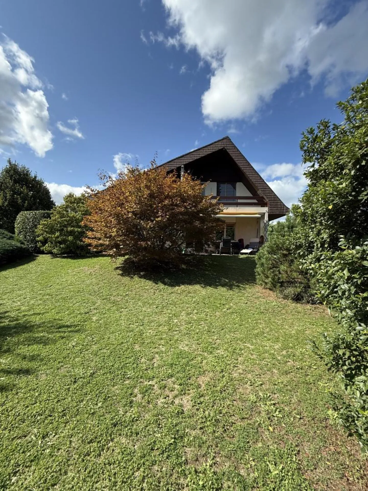 Charmante Familienvilla in Crans - Foto 2 von 7