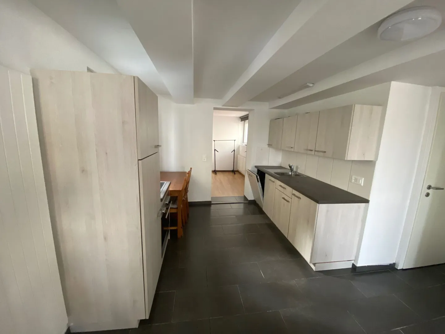 Déballer et Arriver - Appartement Meublé - Photo 3 sur 6