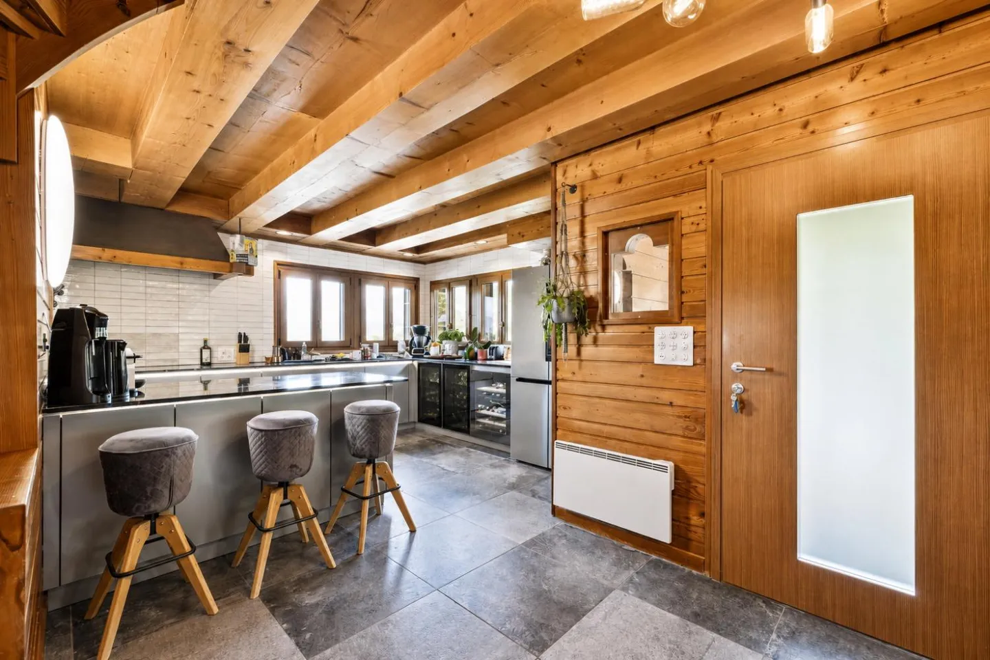 Wunderschönes renoviertes Chalet - Foto 5 von 13