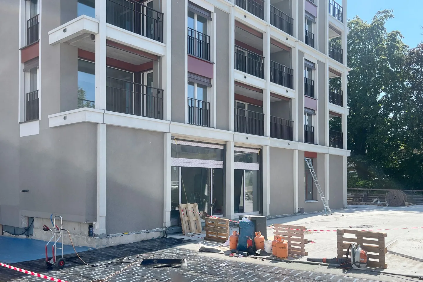 Commercial space on the premises of the Regional Care Center Baden - Photo 3 of 8