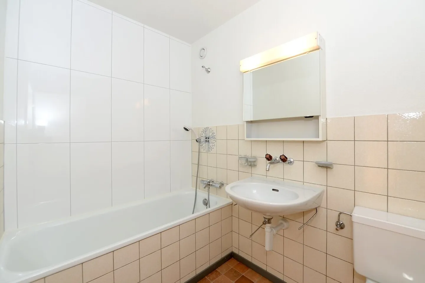 «Sulle alture di La Chaux-de-Fonds, questo appartamento di 4.5 stanze ti aspetta!» - Foto 5 di 9