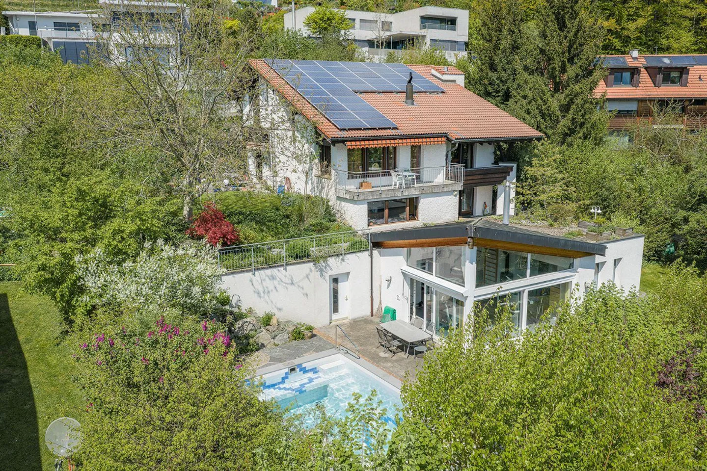 Einfamilienhaus mit Studio - Foto 2 von 12