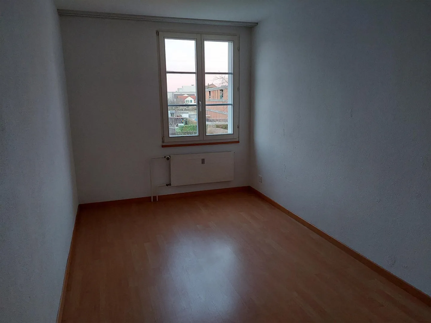 Appartement ancien de 3 1/2 pièces - Photo 3 sur 5