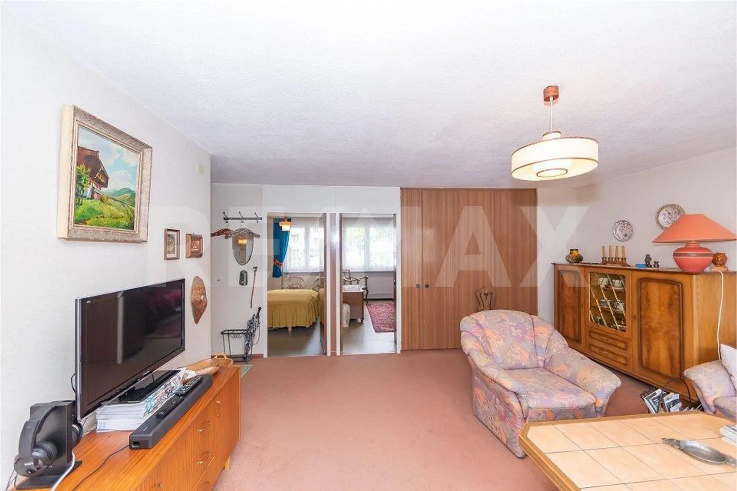 Apartment - Photo 4 of 13