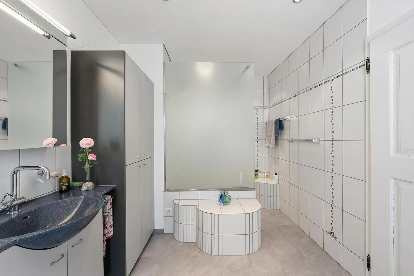 Einfamilienhaus mit Studio - Foto 7 von 12