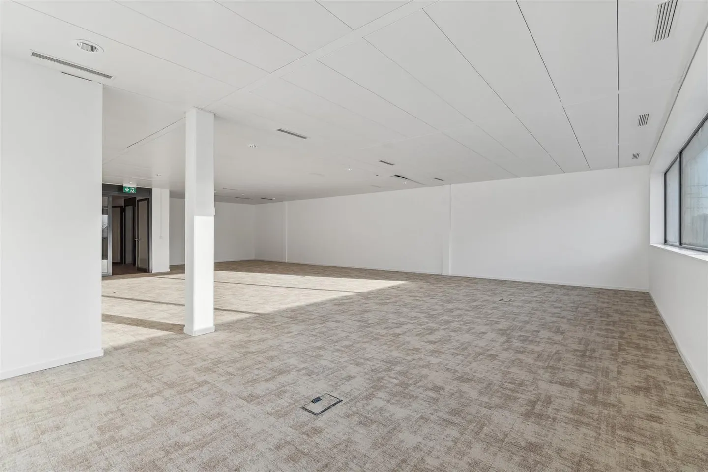 Büros zur Miete ab 48 m2 auf dem Terre-Bonne-Gelände - Foto 5 von 8