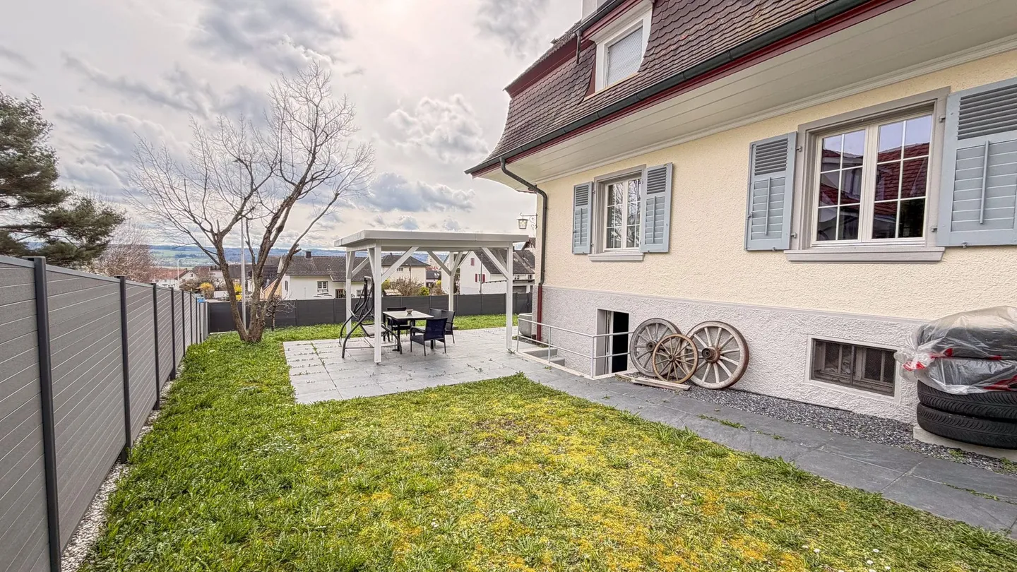 Charmantes Zweifamilienhaus in Bettlach - Foto 4 von 13
