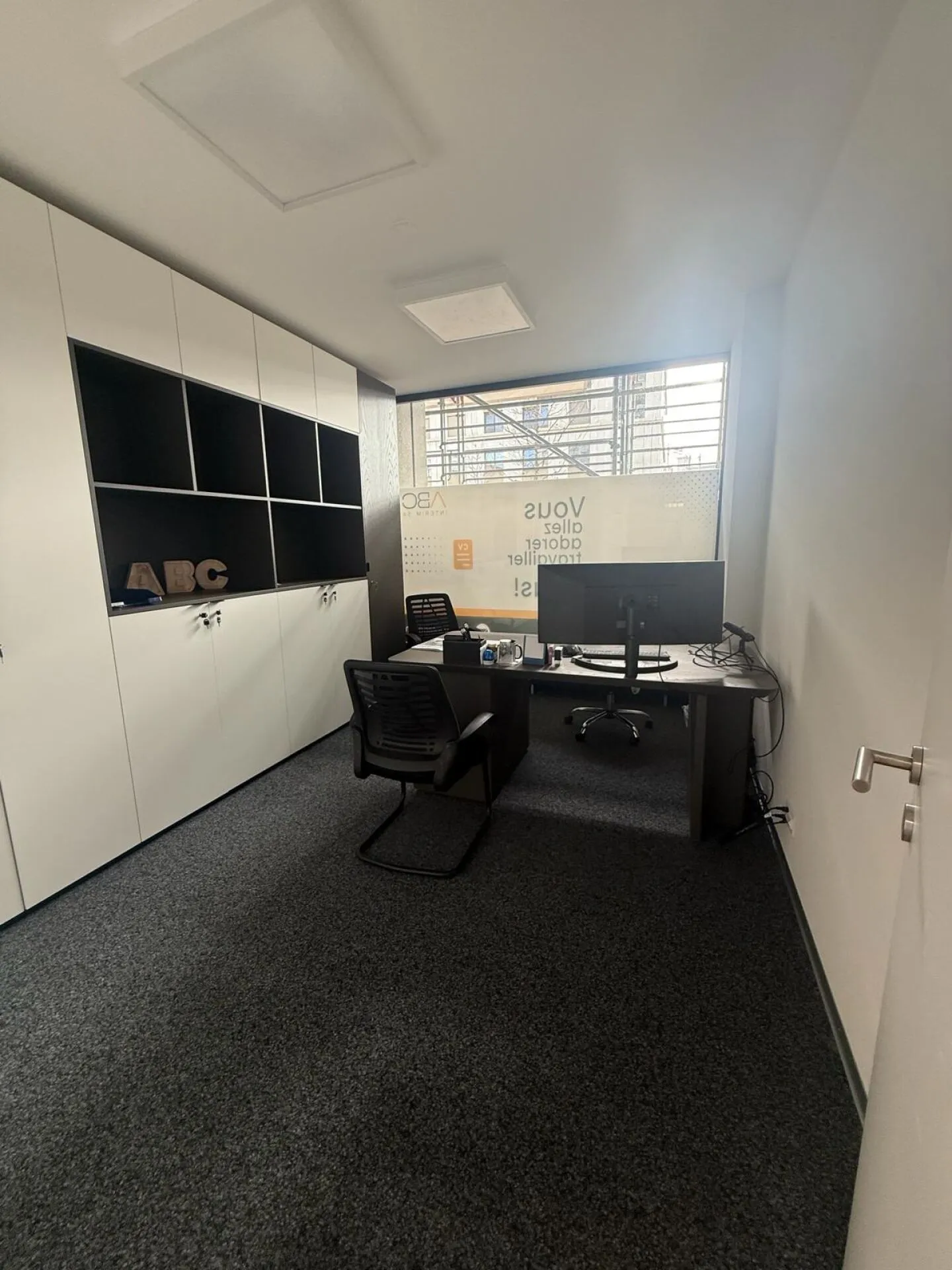 Magnifici uffici di 231m2 nel cuore di Friburgo - Foto 8 di 10