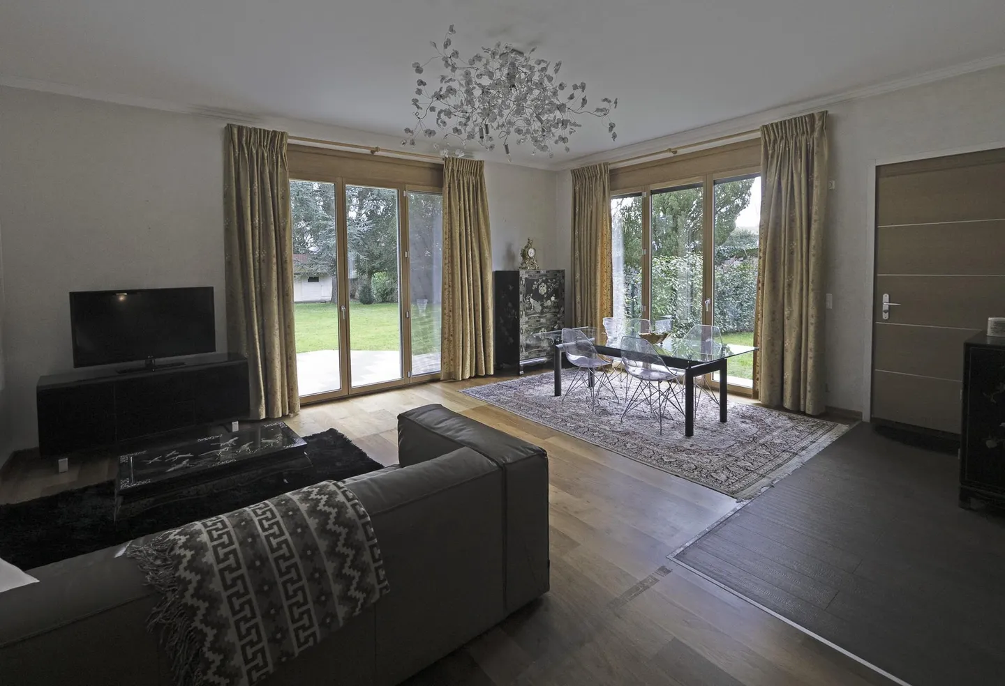 Villa a schiera di alta gamma in un bellissimo e molto esclusivo contesto verde - Foto 4 di 13