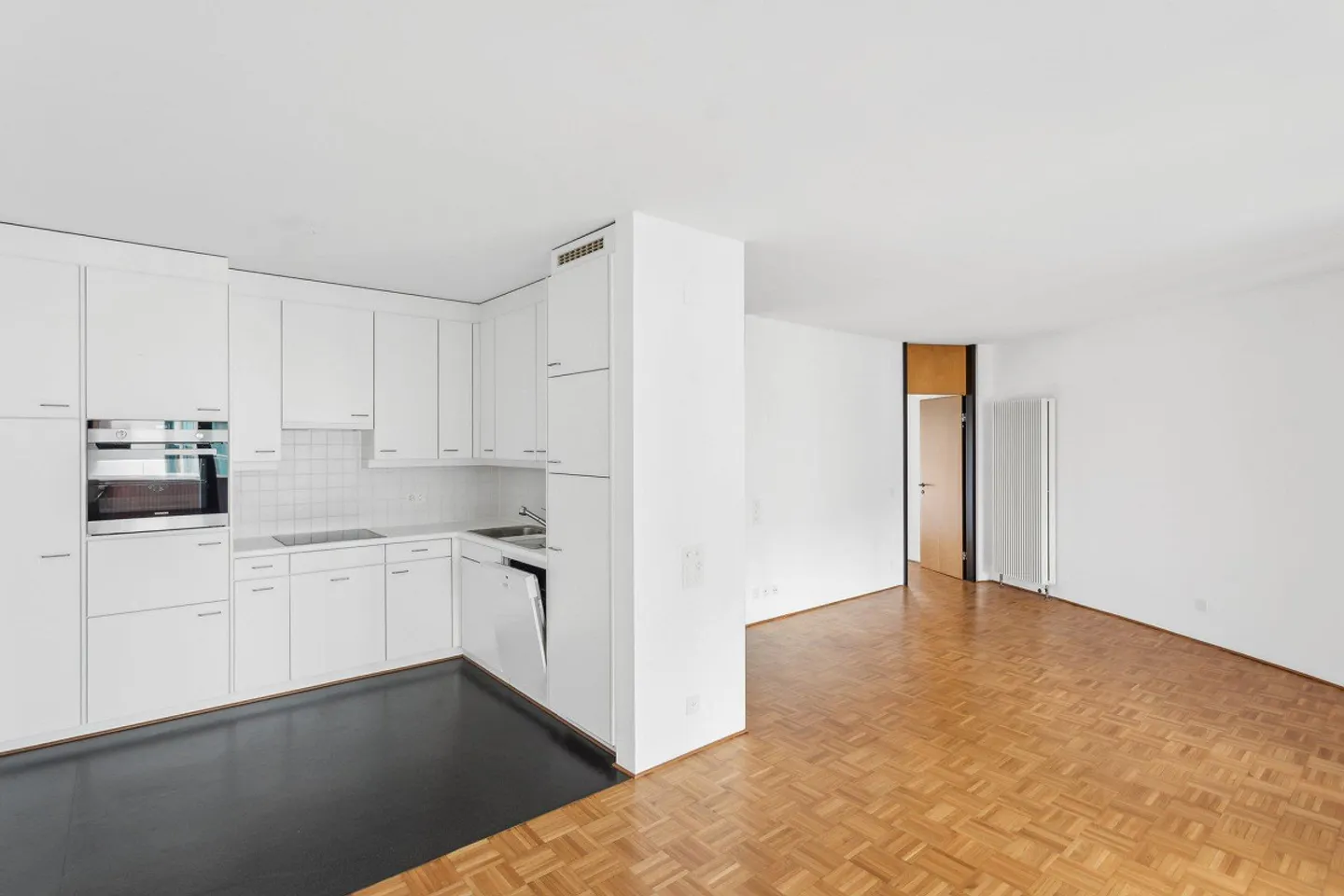 3.5 rooms in a strategic area - Photo 5 of 11