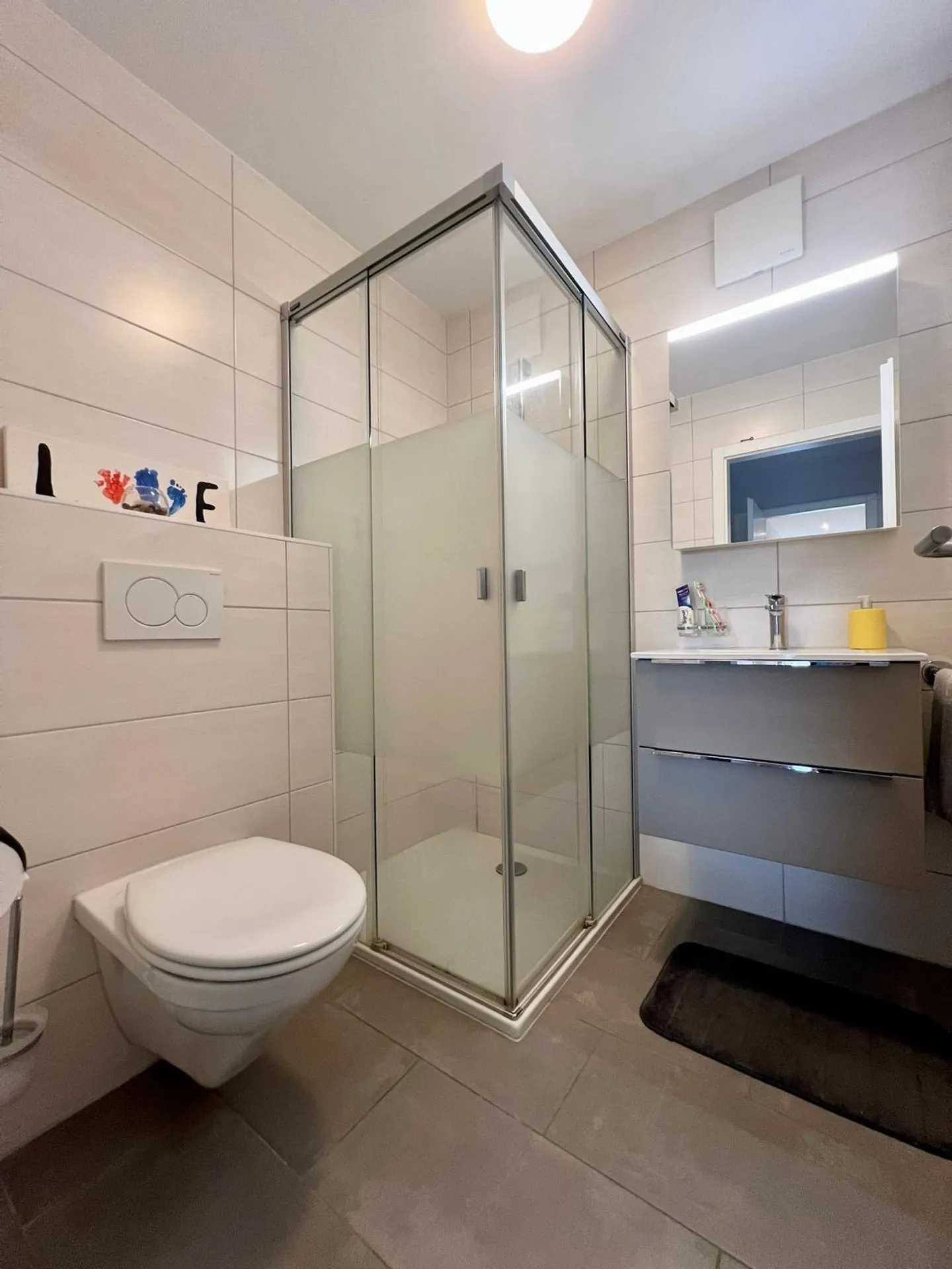 Magnifique maison lumineuse de 4.5 pièces de 106 m² avec terrasse et jardin clôturé - Montet (Glâne) - Photo 6 sur 12