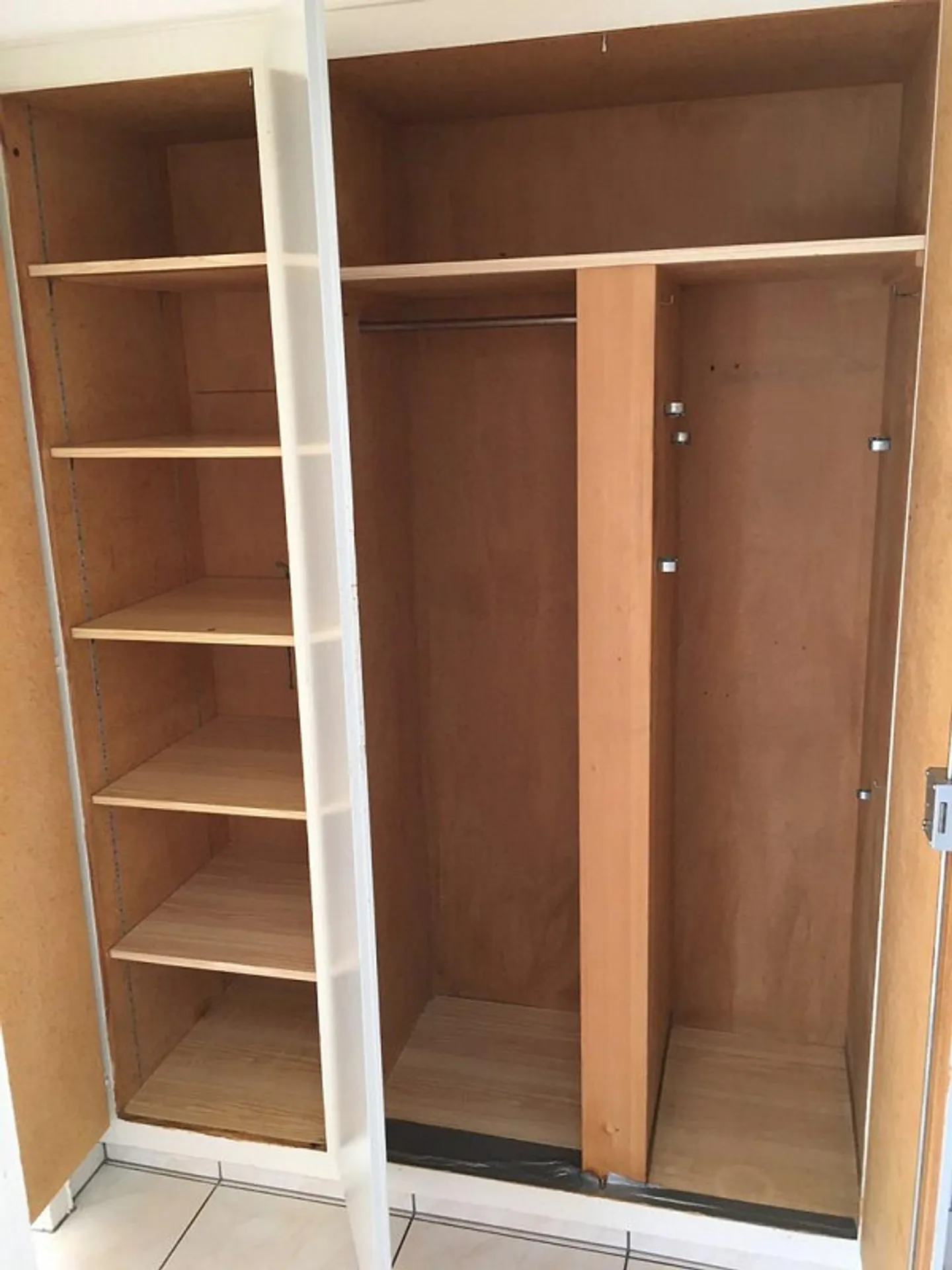 Appartement 4.5 pièces avec chambre mansardée supplémentaire, dans un emplacement très calme - Photo 21 sur 27