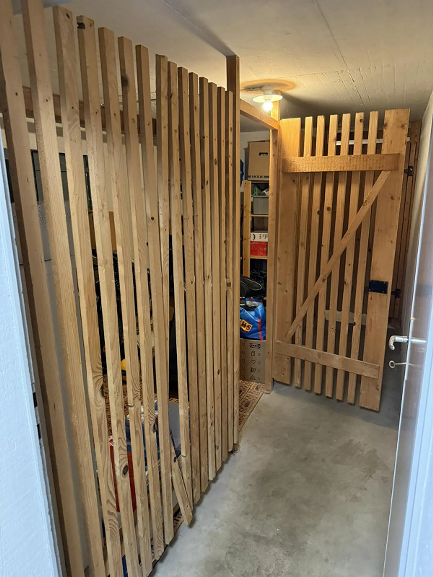 Appartement 4.5 pièces avec chambre mansardée supplémentaire, dans un emplacement très calme - Photo 24 sur 27