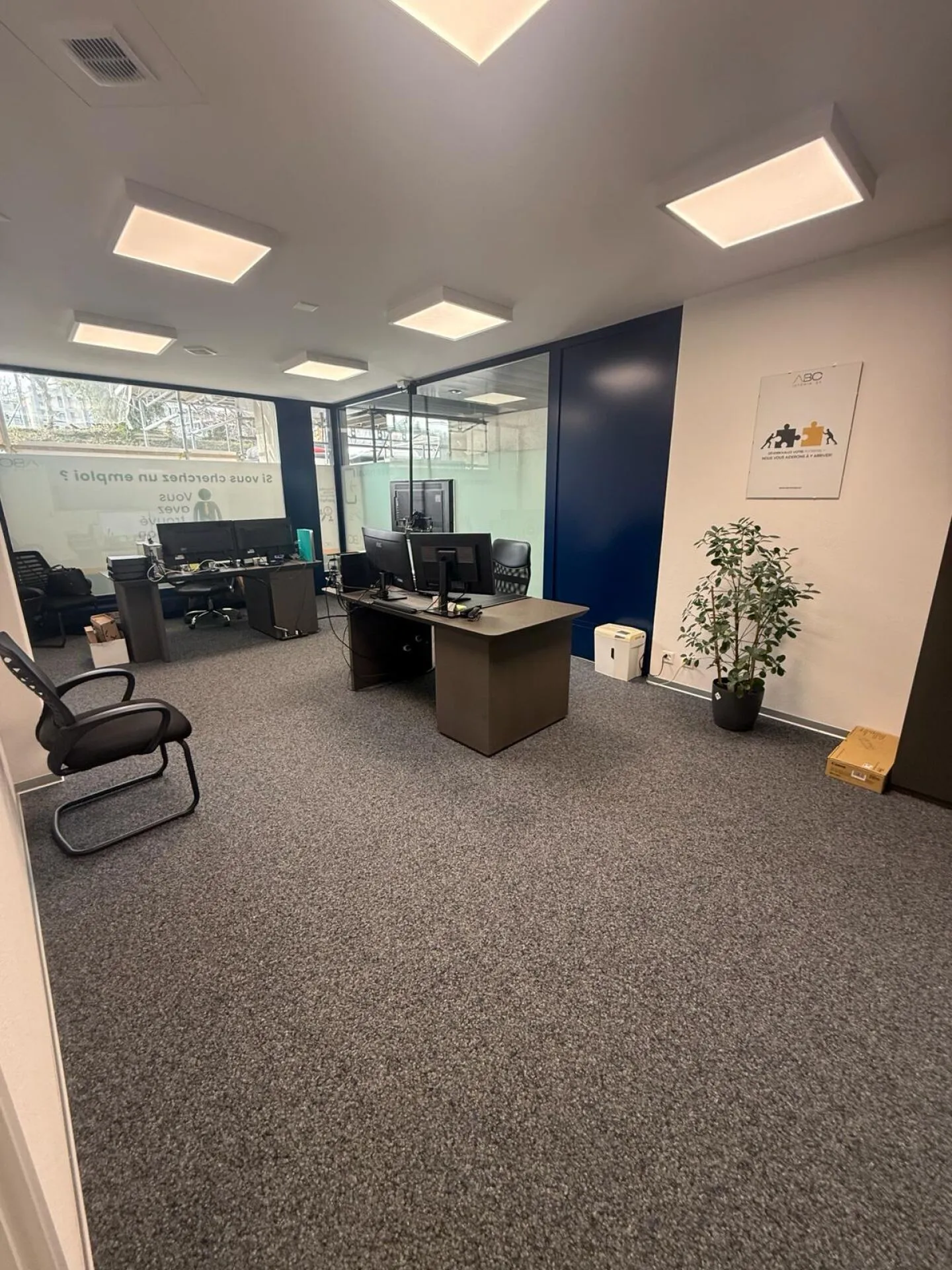 Magnifici uffici di 231m2 nel cuore di Friburgo - Foto 10 di 10