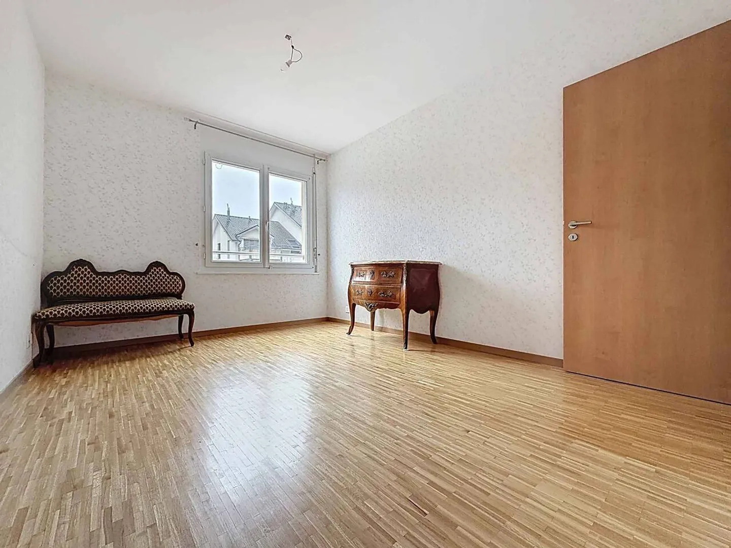 Geräumige Wohnung mit Balkon - Foto 5 von 13