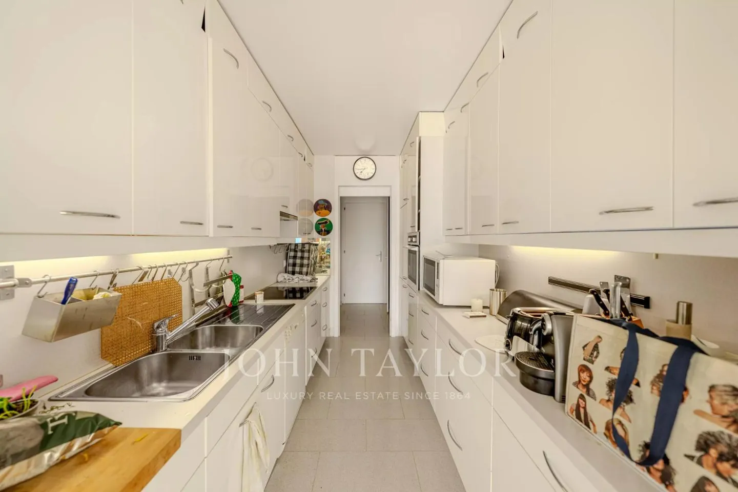 Appartement de luxe au bord du lac - Photo 6 sur 10