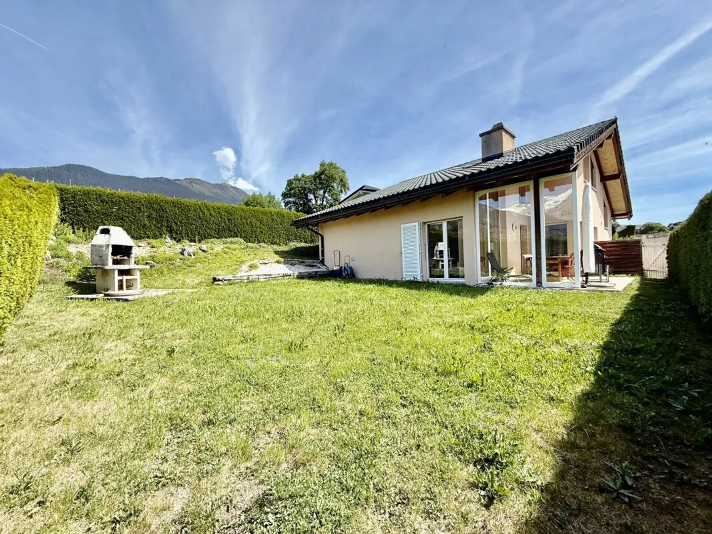 Family Villa for Sale in Savièse (Ormône) - Photo 1 of 7