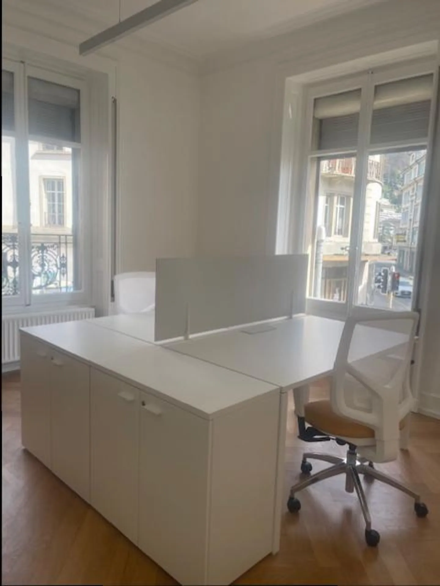 Spazio di lavoro tranquillo e riservato - Foto 3 di 6