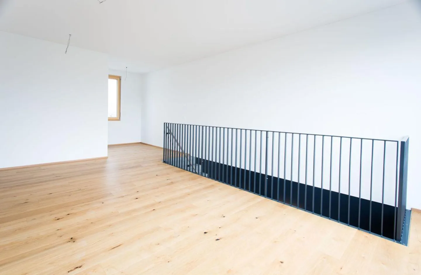 Moderne Maisonnette-Loftwohnung mit sonniger Terrasse - Foto 4 von 18