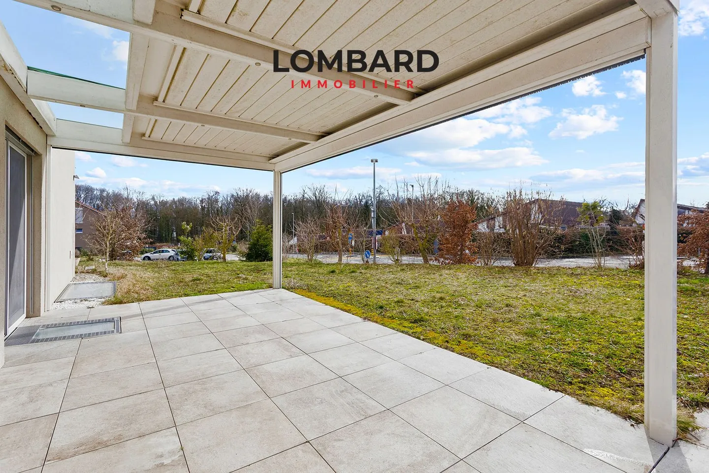 Villa moderne spacieuse de 6,5 pièces - Photo 8 sur 9