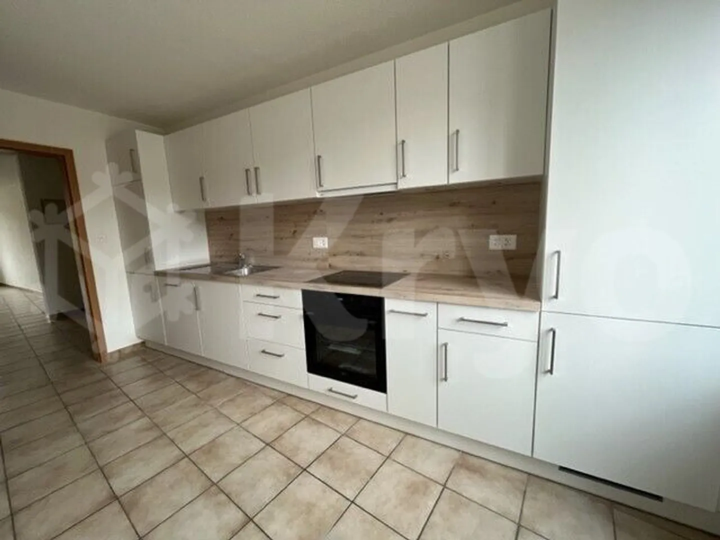 Appartement de deux pièces et demie à louer - Photo 2 sur 5