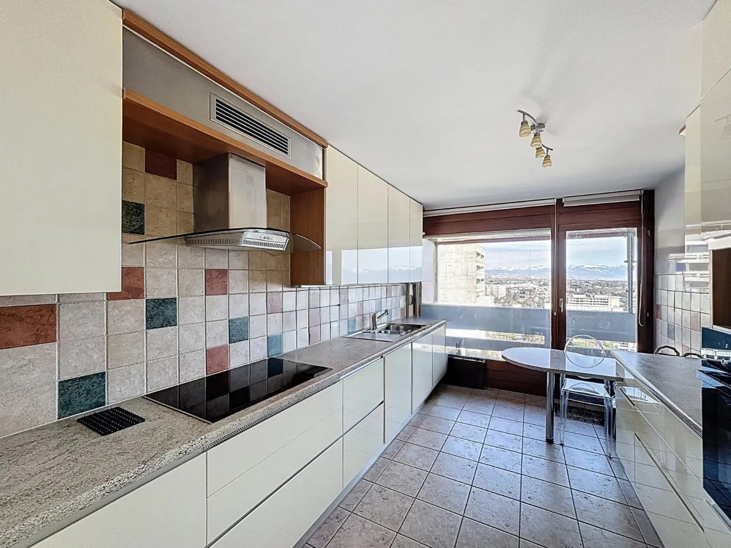 Appartement spacieux avec vue sur le lac - Photo 8 sur 13