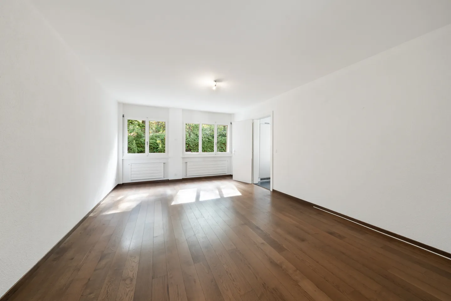 Villa familiare spaziosa con piscina ai margini della foresta - Foto 8 di 13