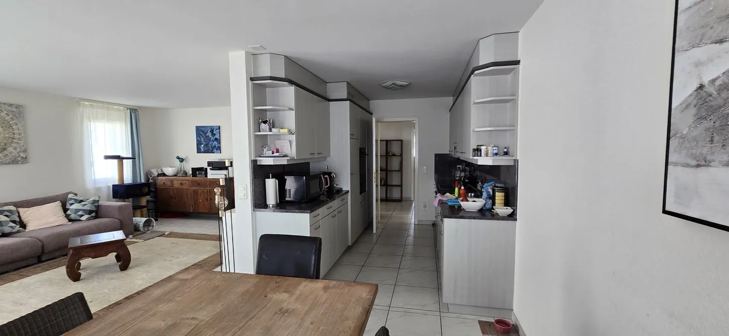 Sonnige Wohnung in Männedorf - Foto 2 von 11