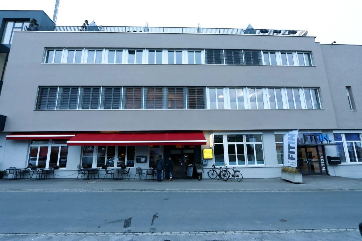 Moderne Maisonnette-Loftwohnung mit sonniger Terrasse - Foto 17 von 18