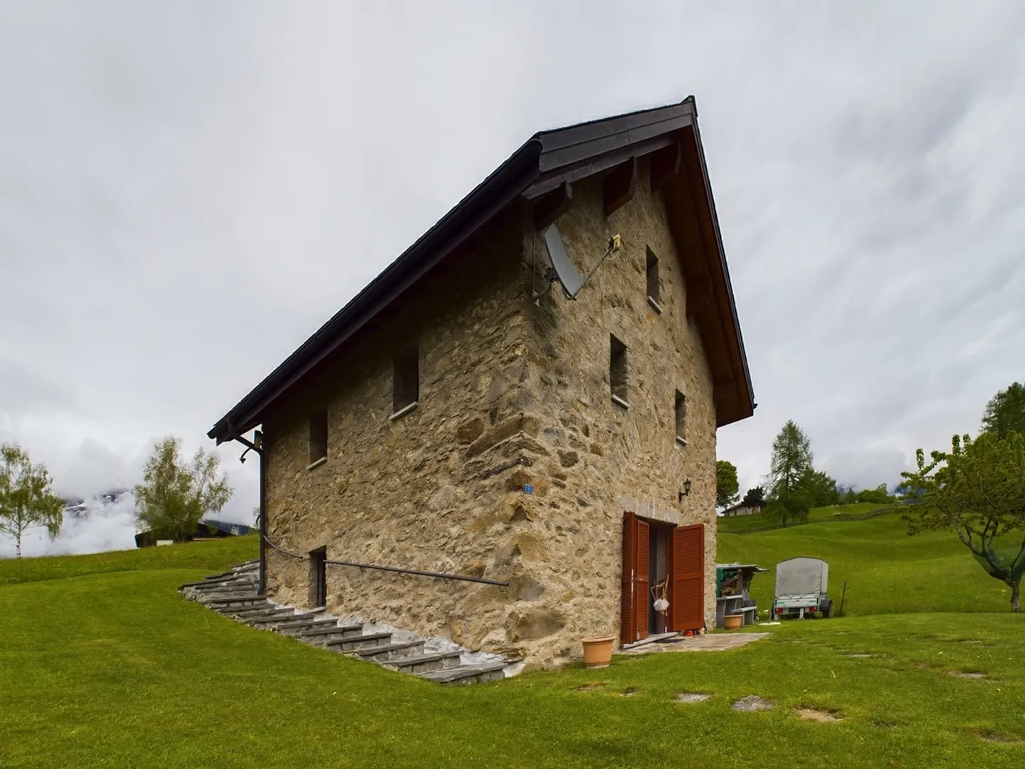 Charmante maison unifamiliale à vendre avec vue imprenable avec 6 pièces à Dalpe - Photo 1 sur 13