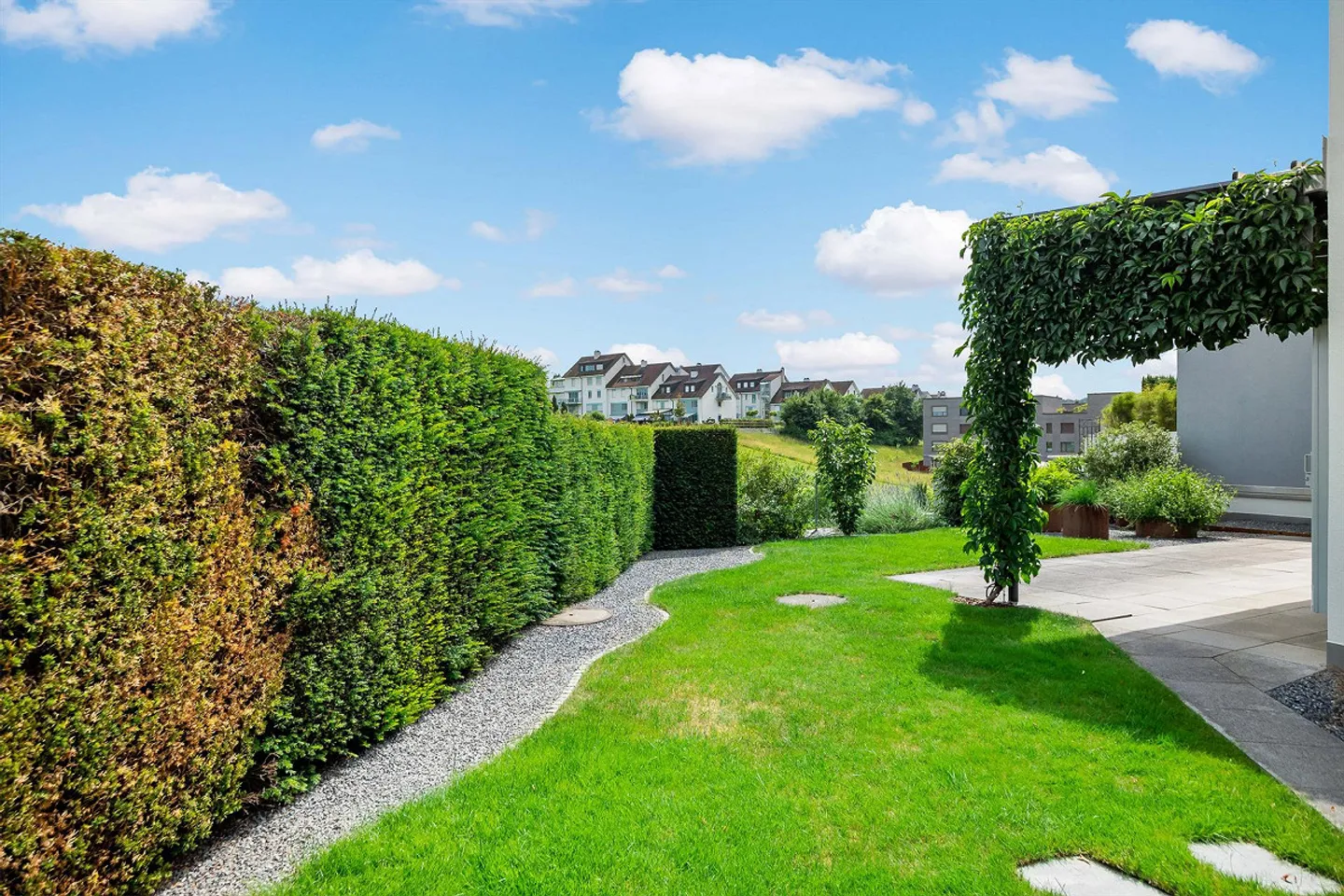 Living Oasis in Hochdorf - Photo 10 of 11