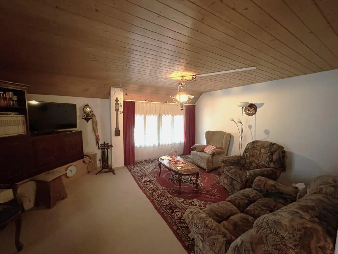 Affascinante casa unifamiliare a schiera con grande potenziale - Foto 4 di 5