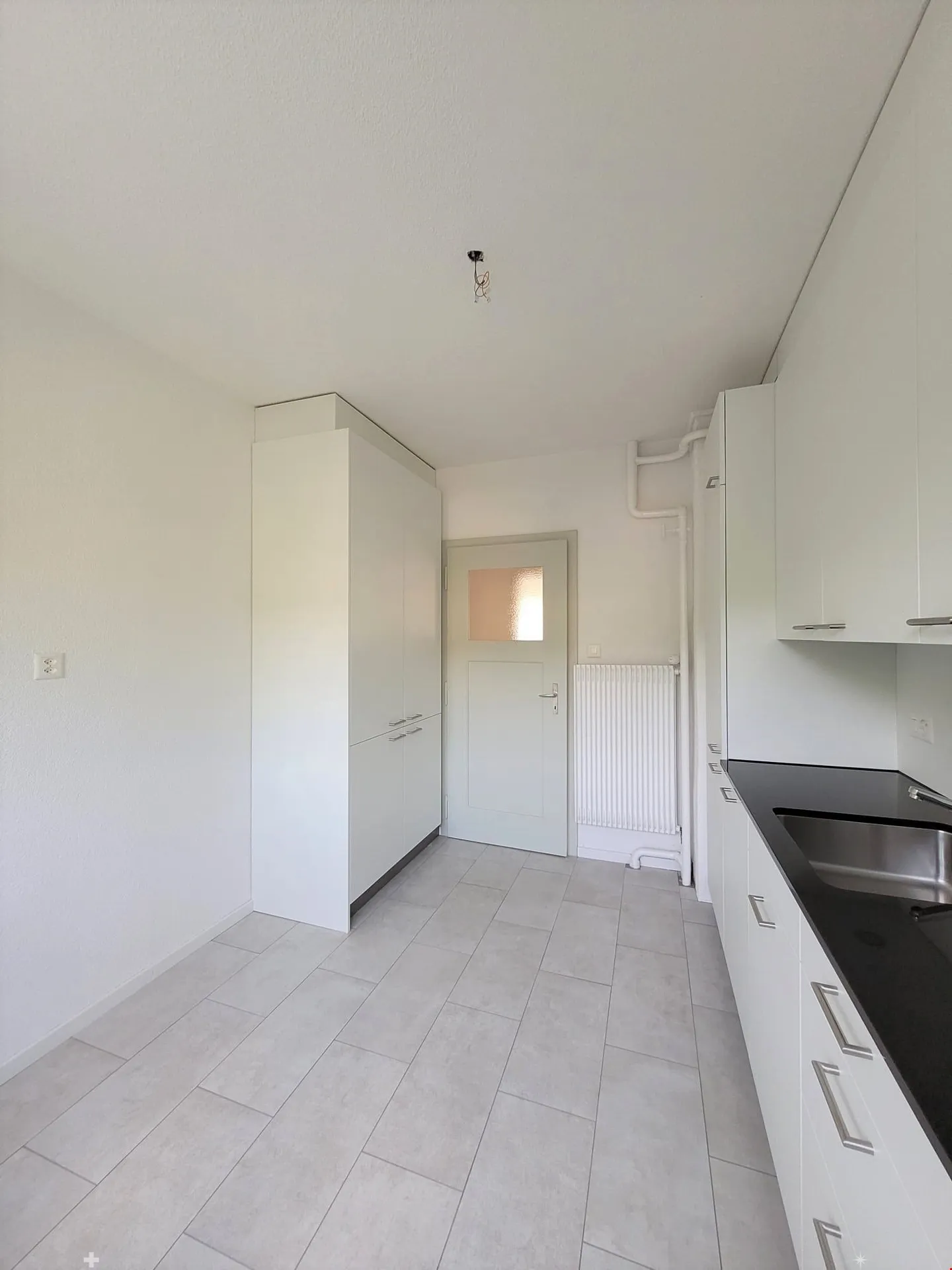 Helle Wohnung mit Mansardenzimmer - Foto 3 von 14