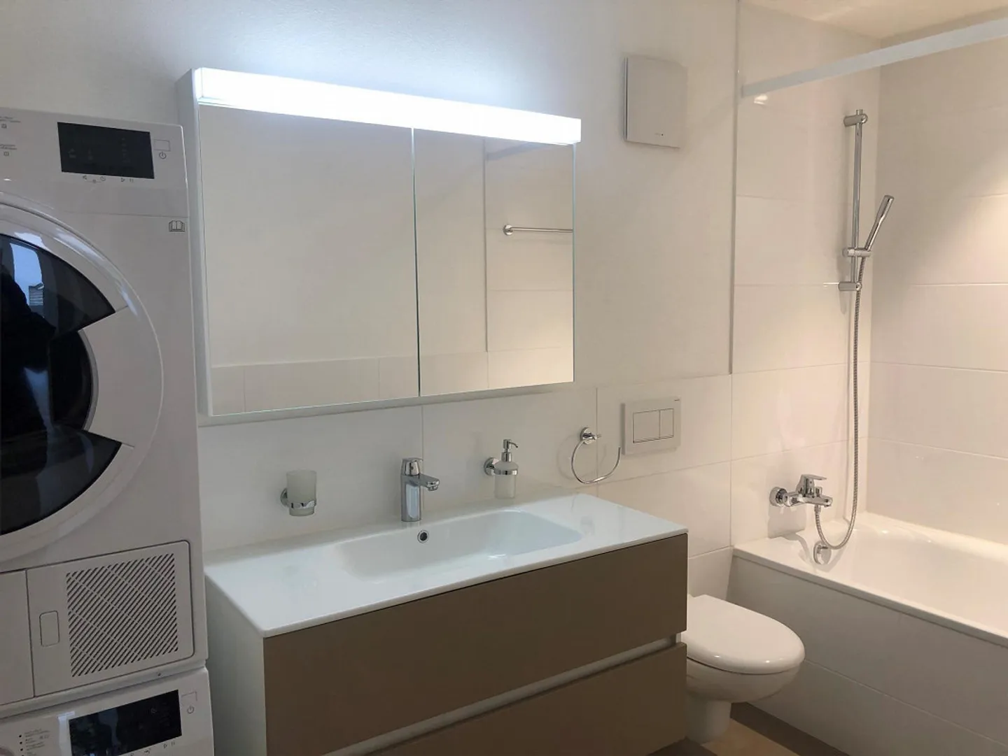 Attico di 4,5 stanze - Foto 7 di 8