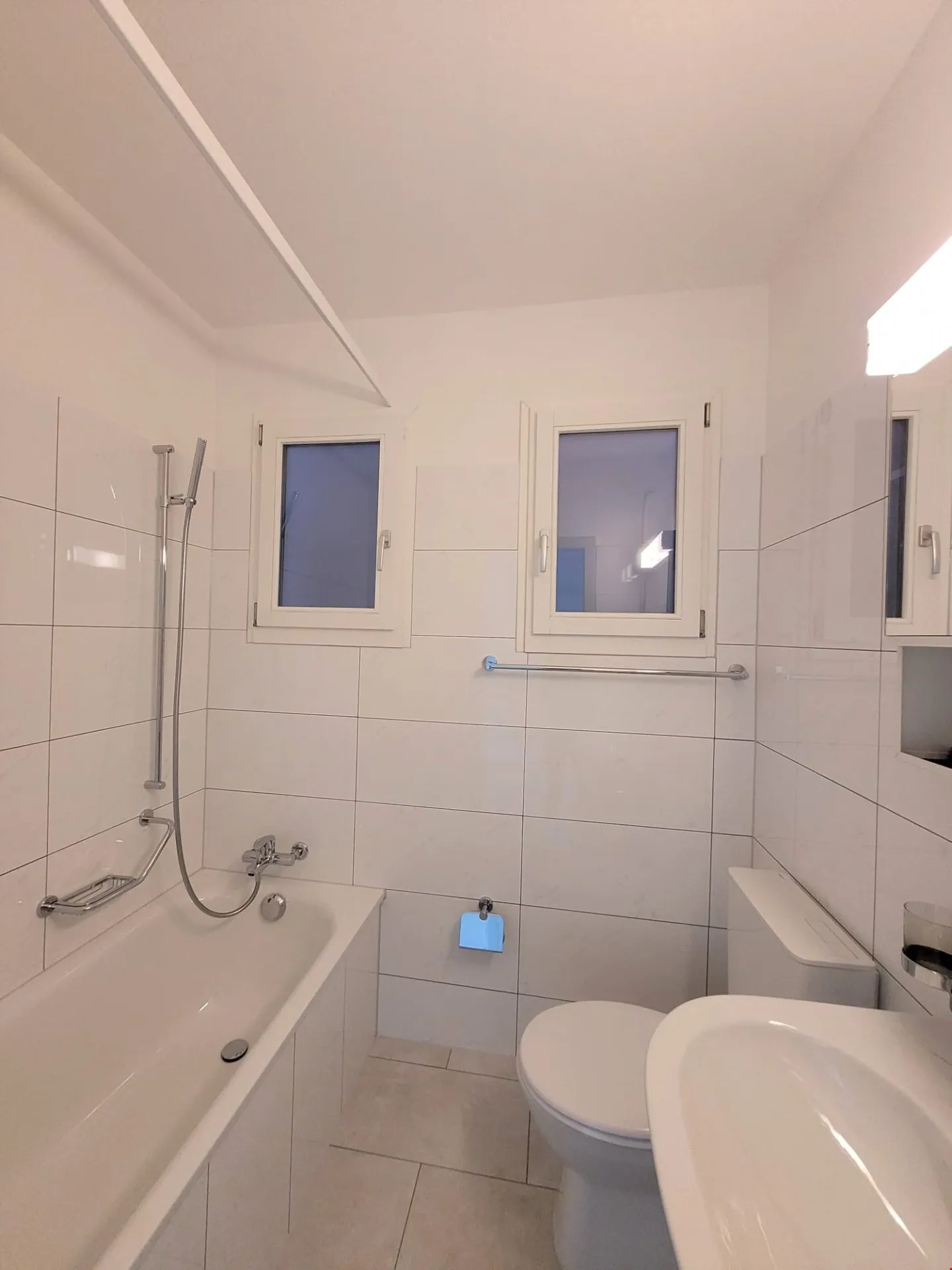 Helle Wohnung mit Mansardenzimmer - Foto 9 von 14