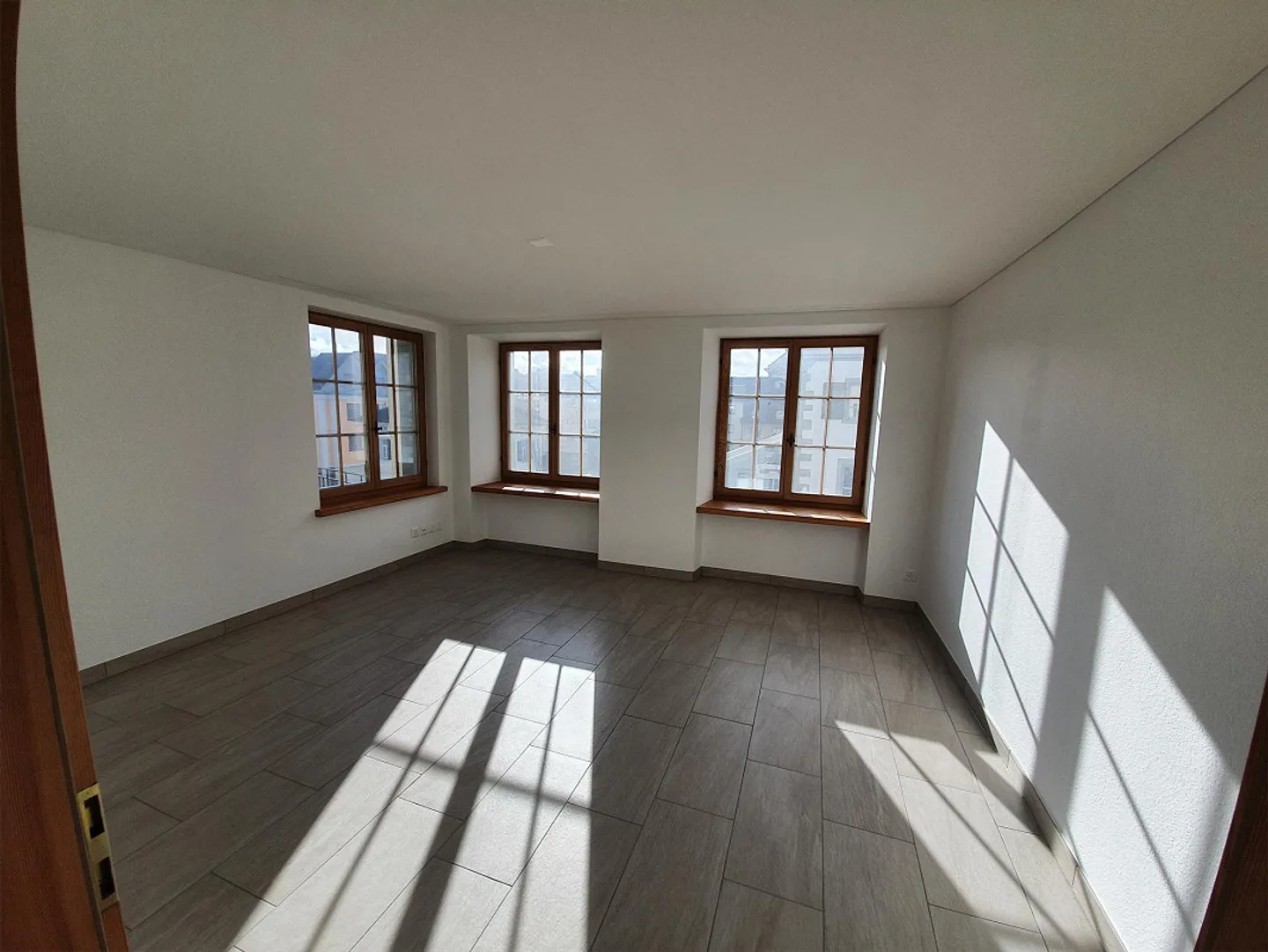 Beautiful old apartment in the center of Weinfelden - Photo 3 of 4