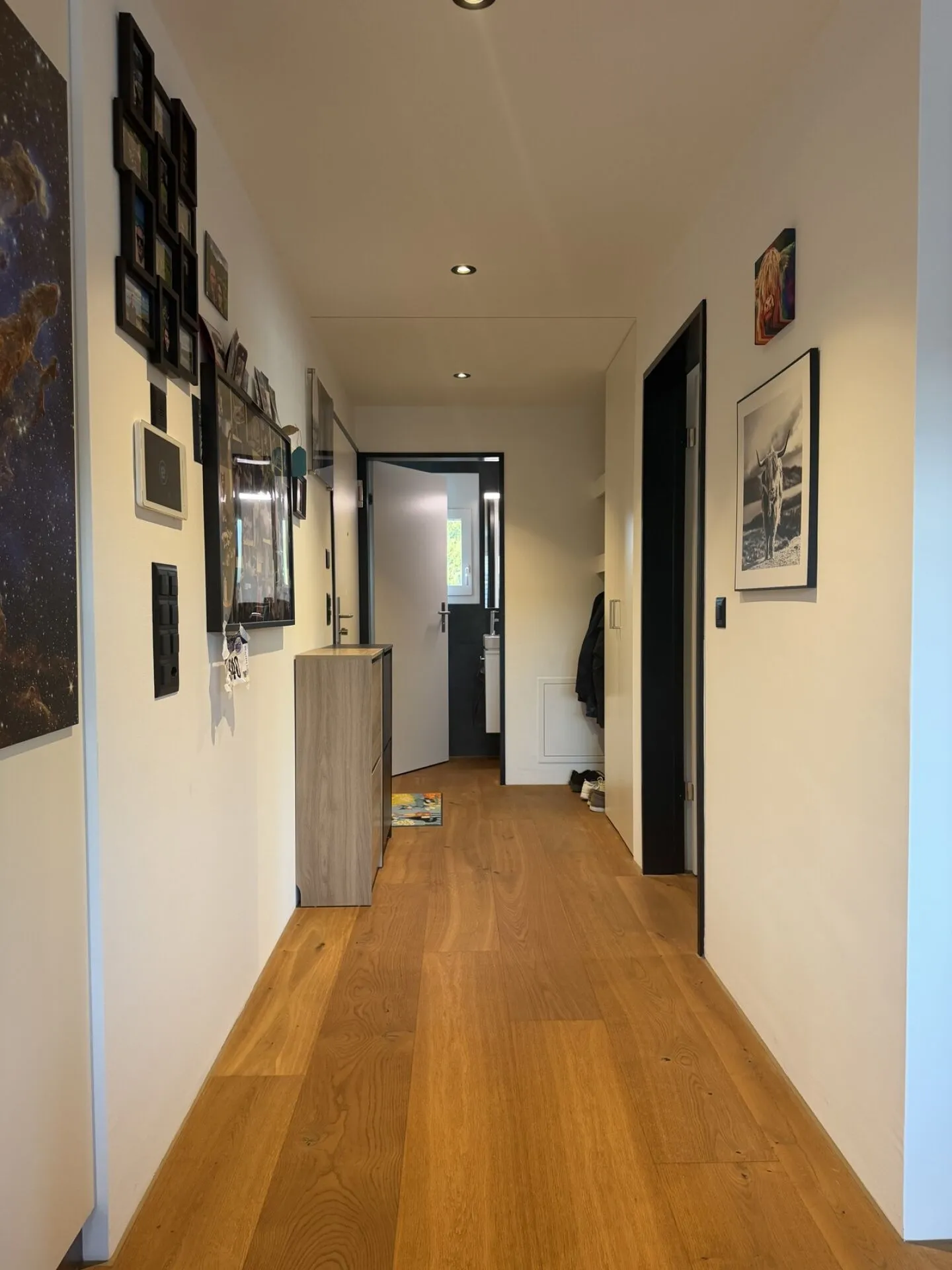 Appartement 2.5 pièces élégant à Hölstein - de haute qualité, calme et prêt à emménager - Photo 8 sur 15
