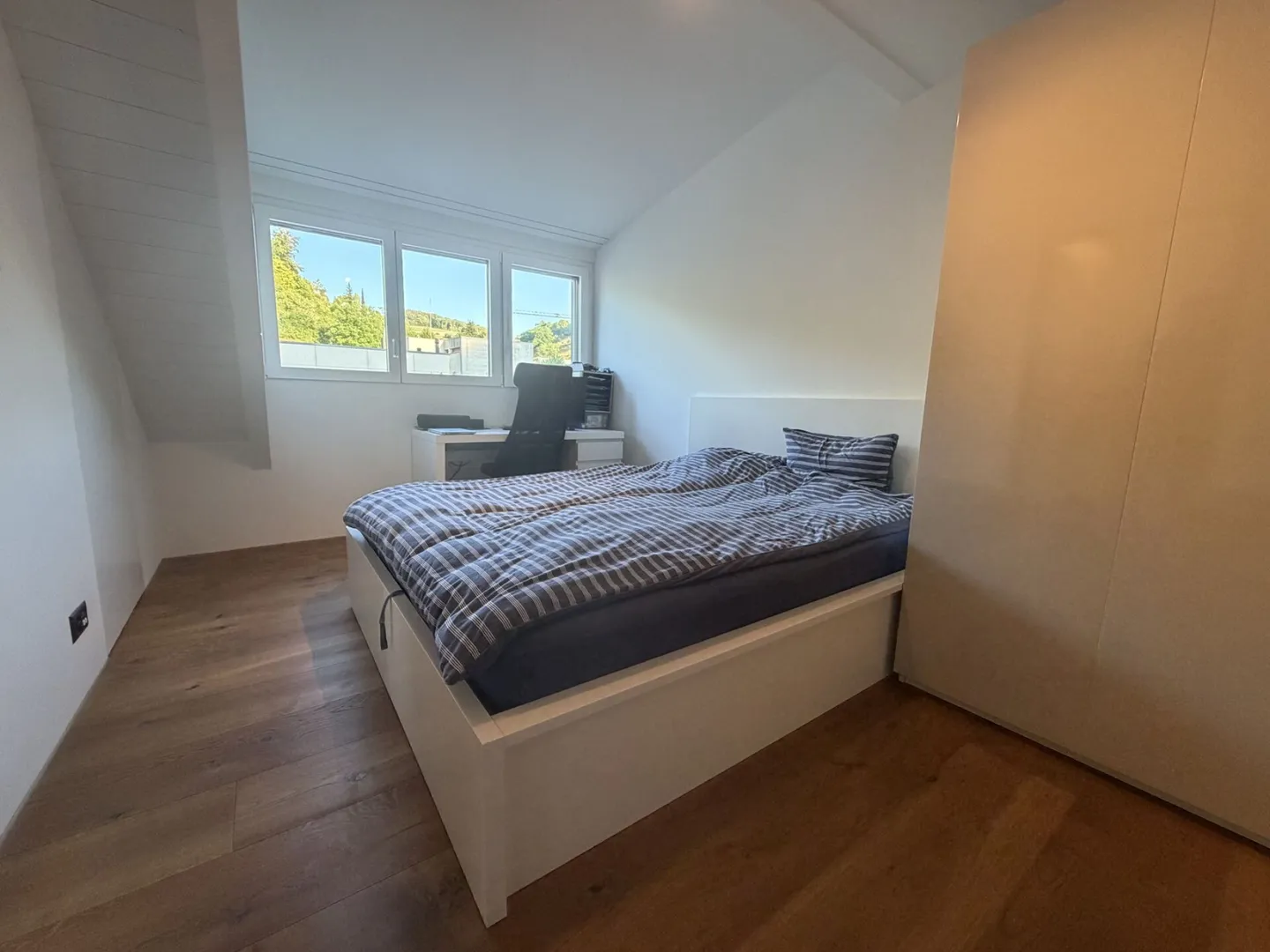 Appartement 2.5 pièces élégant à Hölstein - de haute qualité, calme et prêt à emménager - Photo 10 sur 15