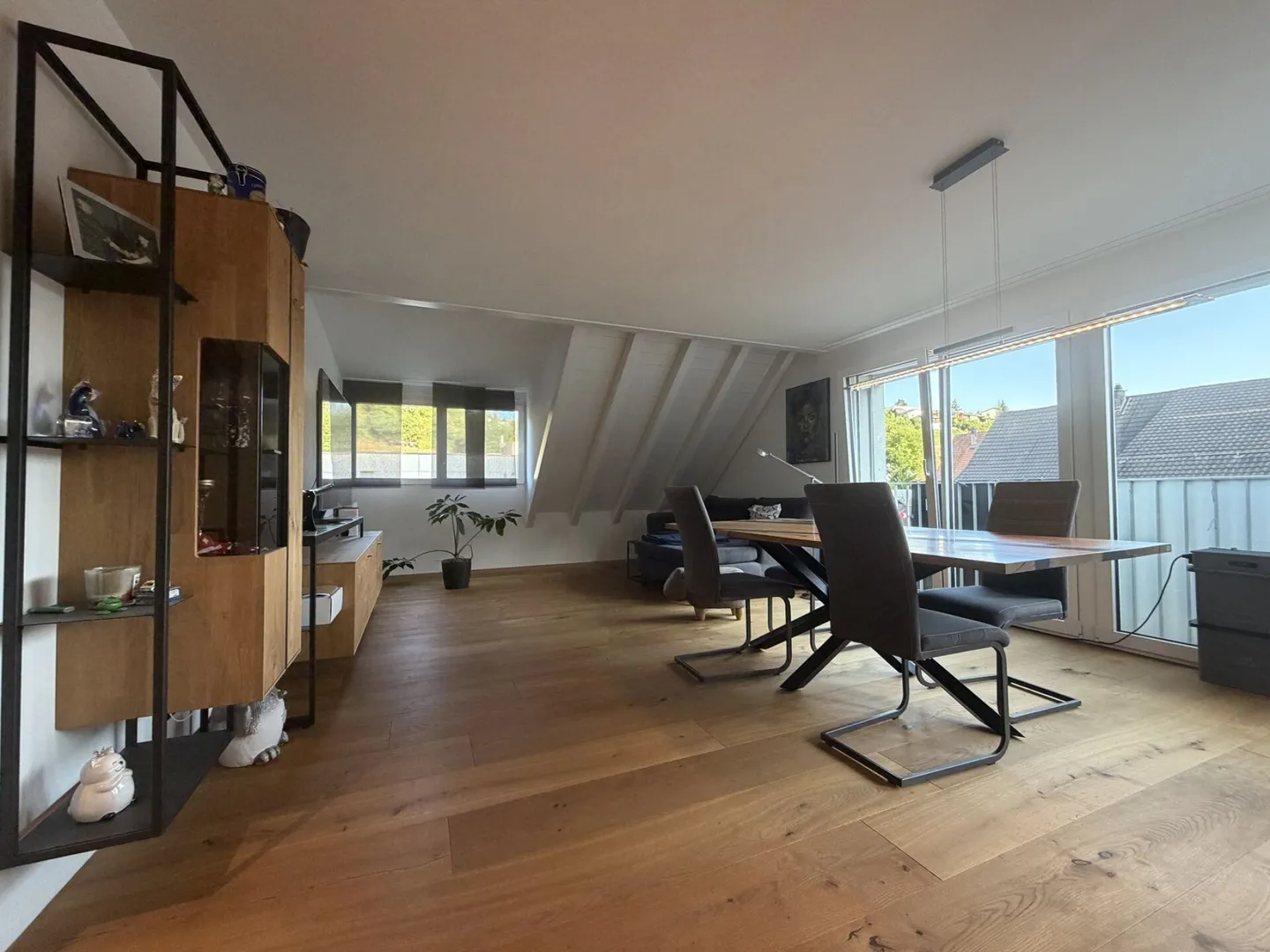 Appartement 2.5 pièces élégant à Hölstein - de haute qualité, calme et prêt à emménager - Photo 4 sur 15