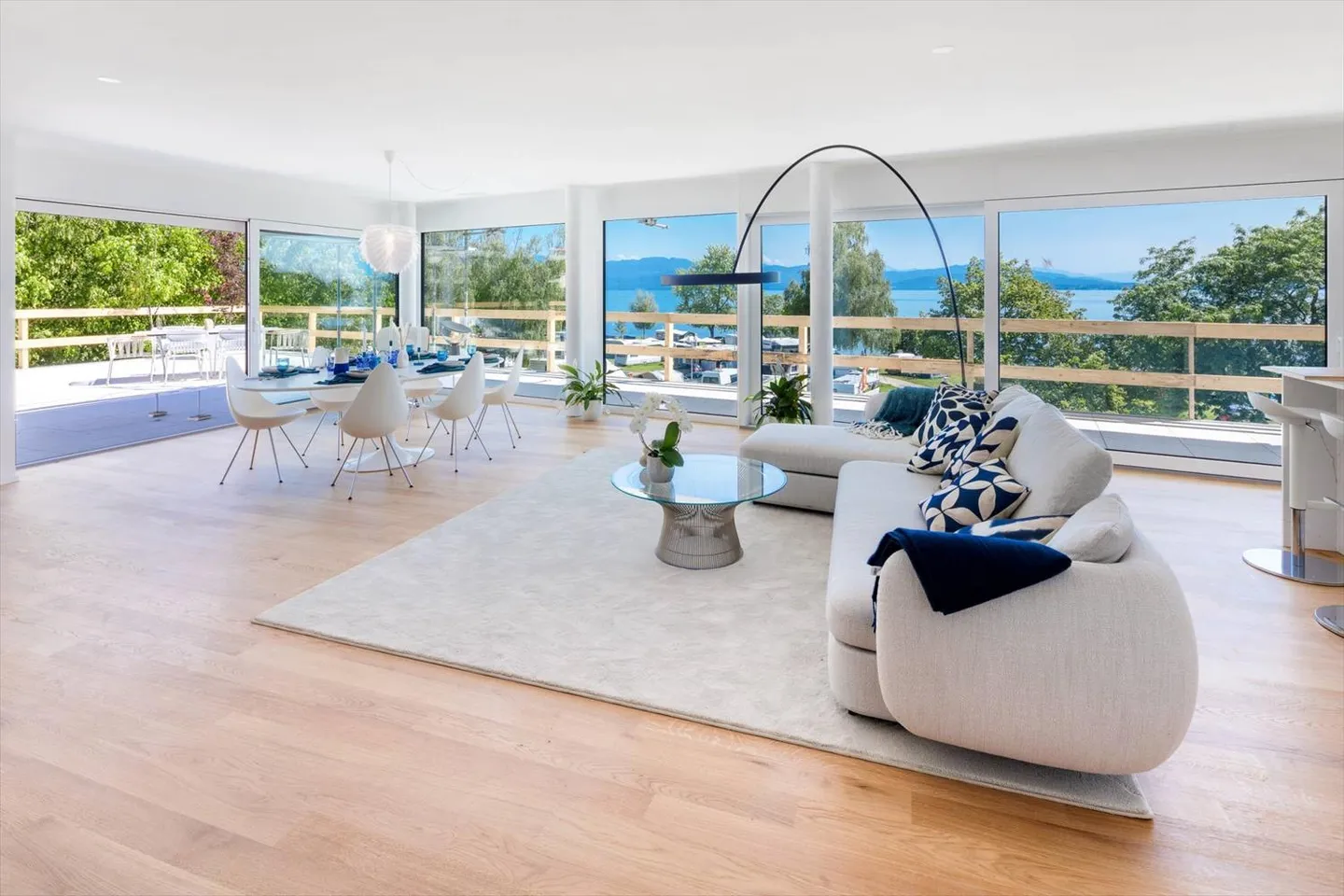 Attico 5.5 stanze - Foto 2 di 12