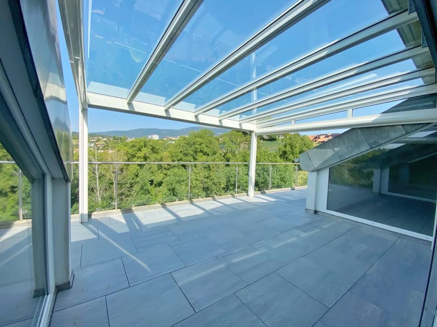 SUPERBO GIARDINO SUL TETTO CON TERRAZZA - Foto 12 di 13